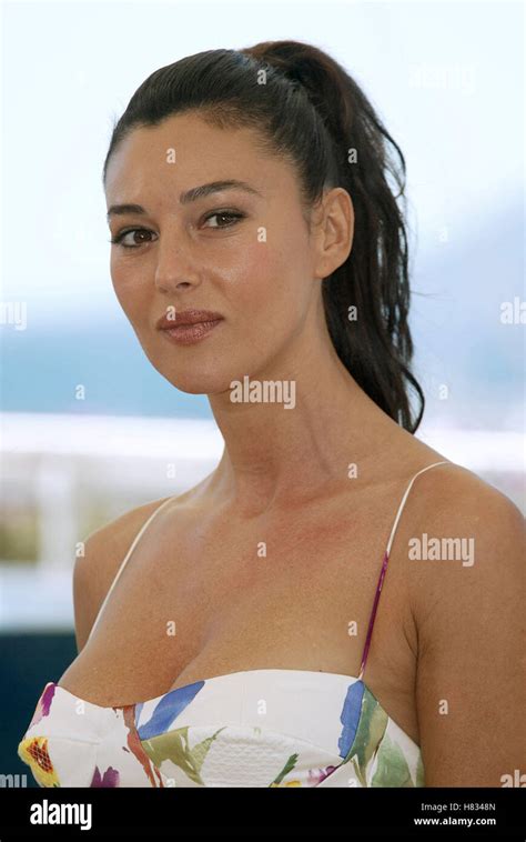 monica bellucci cannes film festival 2002 cannes film festival cannes france 24 may 2002 stock