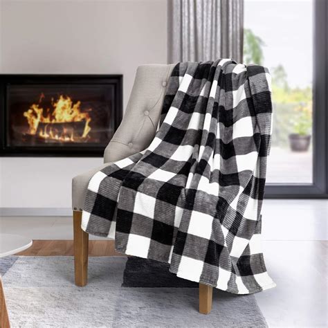 Safdie And Co Flannel Printed Ribbed 50x60 White Plaid Ultra Soft Throw Black 65903 Z 06