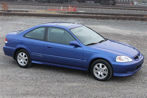 Driving A 1999 Honda Civic Si Today Is A Good As You Remember Hemmings