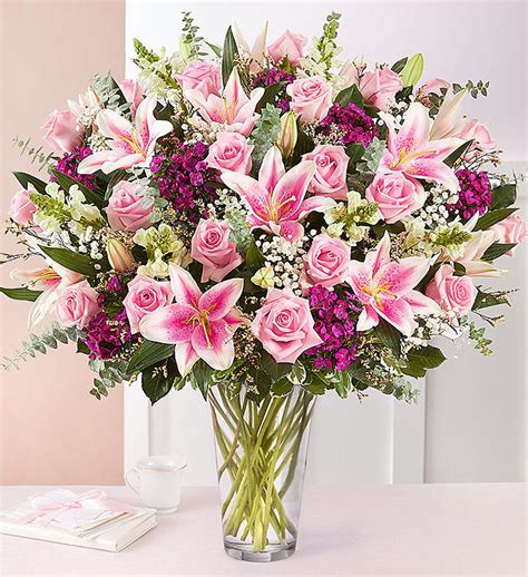 Birth mom, stepmom, strong mom figure—a mother is someone who loves with all her heart. Amazing Mom Bouquet - Dedham Flower Shop