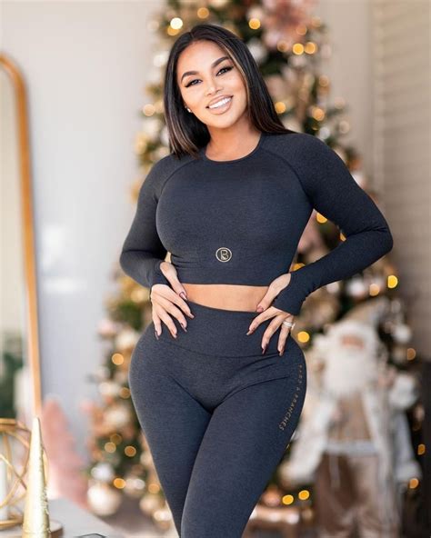 Picture Of Dolly Castro