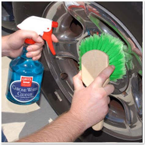 The aluminum foil chemically reacts with the rust and lifts it off the chrome as it. Griot's Garage Chrome Wheel Cleaner, Griots wheel cleaners ...