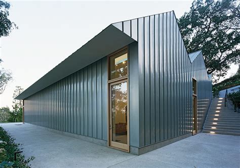Johnston Marklee And Associates Clads Private Gallery In Zinc Panels