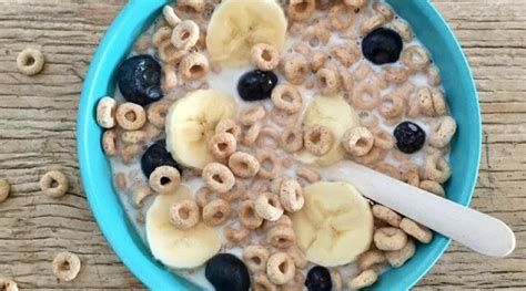 10 Healthy Breakfast Cereals To Buy For Your Kids Right Now