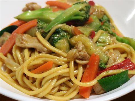 Chicken Stir Fry With Oyster Sauce And Hokkien Noodles