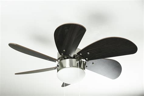 The parrot uncle crystal fan keeps your home at the perfect temperature and makes a decorative statement in your room of. Deckenventilator Turbo Swirl Chrom mit Beleuchtung 76cm ...