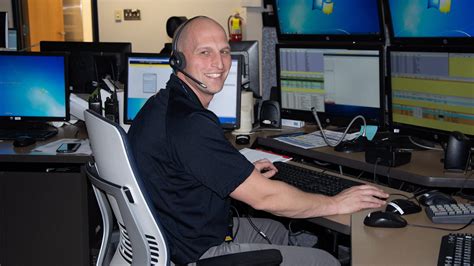 911 Whats Your Emergency Recognizing Dispatchers And Their Role