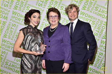 Meryl Davis Honored As Sportswoman Of The Year At Salute To Women