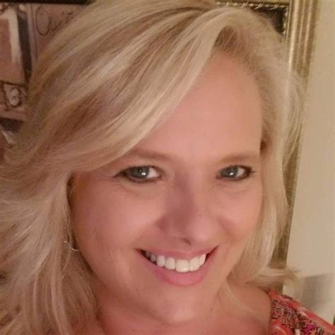 Debra Smith Bowling Green Ky Real Estate Associate Remax Real