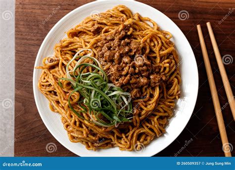 Spicy And Spicy Chinese Noodles Dandan Noodles Stock Image Image Of Food Culture 260509357