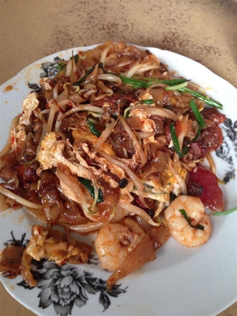 Another popular noodle dish, char kway teow has many fans among malaysians. This Penang Char Kuey Teow Uncle is So Famous He's Almost ...