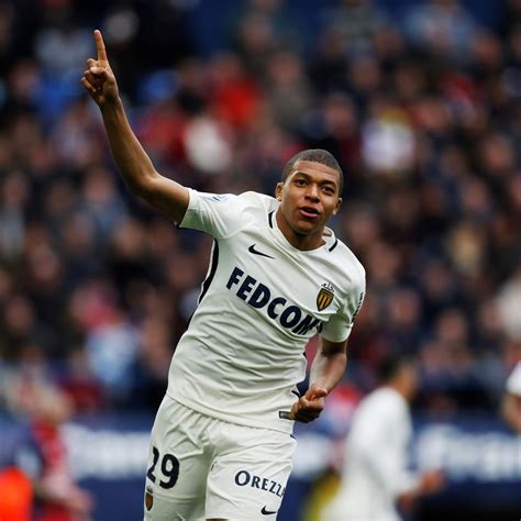 Nov 20, 2017 · the latest tweets from kylian mbappé (@kmbappe). Kylian Mbappe Fuels Real Madrid Transfer Rumours Amid ...