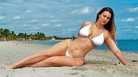 hot fashion model anna marisax bikini videos busty instagram model youtube