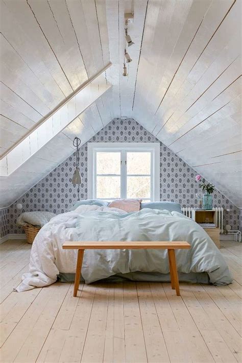 Brilliant Design To Makeover Your Home Attic Abchomedecor Attic Bedroom Designs Loft Room