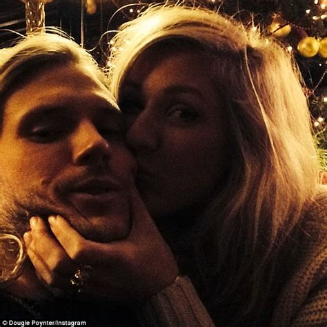 Dougie Poynter Shares Snap Of Girlfriend Ellie Goulding Kissing Him Daily Mail Online