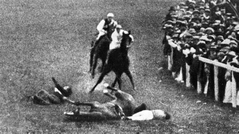 In Pictures Epsom Derby Death Of Suffragette Emily Davison Bbc News
