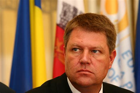 Klaus werner iohannis is the president of romania. Klaus Iohannis, validat in functia de presedinte ...