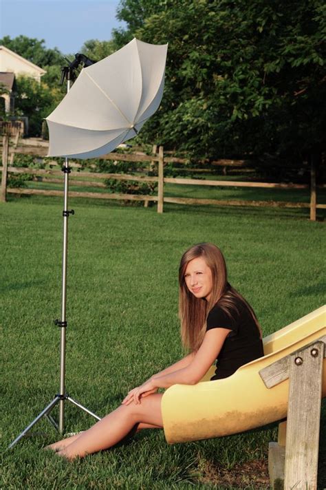 10 Ways To Shoot Stunning Portraits With Only One Light Pretty Good