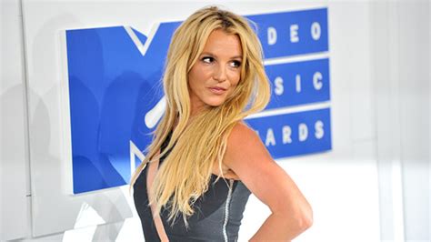 Watch Access Hollywood Interview Britney Spears Shows Off Sultry Dance