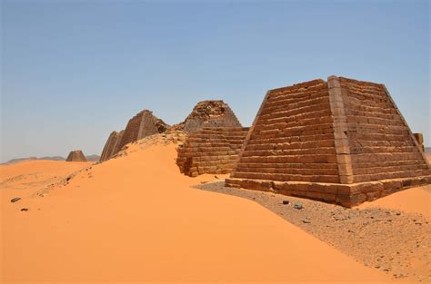 Sudans Forgotten Pyramids Risk Being Buried By Shifting Sand Dunes