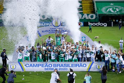 Placar ao vivo, resultados ao vivo. Chapecoense é campeã da Série B do Brasileirão - Canal ...