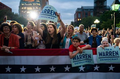 Elizabeth Warrens New York Rally Crowd Size Photos