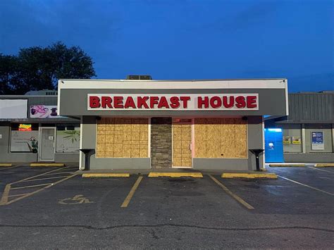 A Cedar Rapids Restaurant Is Open Again After Being Vandalized
