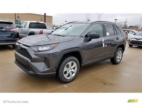 2020 Magnetic Gray Metallic Toyota Rav4 Le Awd 137619283 Gtcarlot