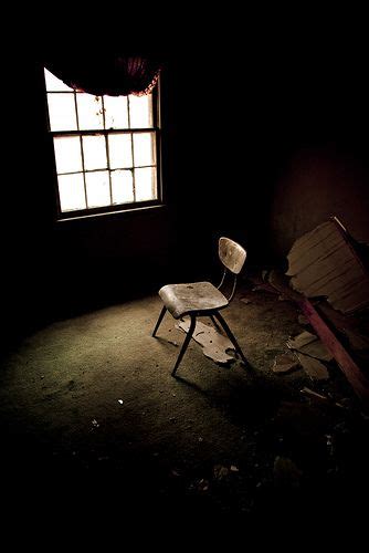 Empty Room With Chair Bestroomone