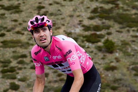 Tom dumoulin da un recital en oropa. Tom Dumoulin wint eerste etappe Giro d'Italia - Jonet.nl