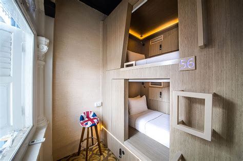 The choice of accommodation near singapore changi airport greatly varies from luxurious hotels to affordable. Cube Boutique Capsule Hotel @ Kampong Glam (SG Clean Certified) in Singapore - Room Deals ...