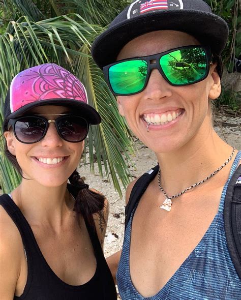 Dog The Bounty Hunters Daughter Lyssa Shares Sweet Selfie With Fiancee