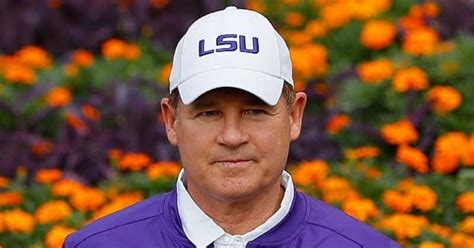 Les Miles LSU Scandal Why Was Football Coach Not Banned Shocking Report Says He Tried To Kiss