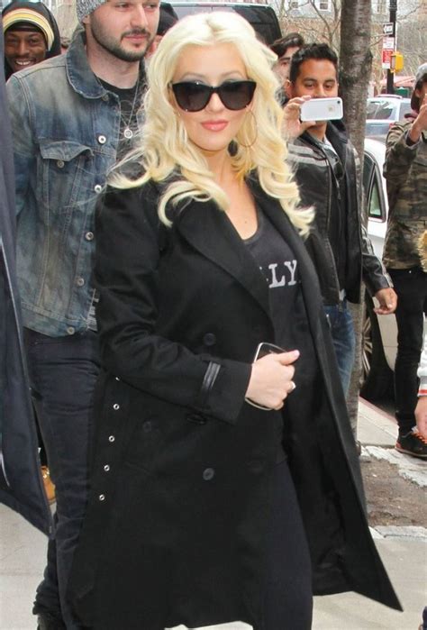Christina Aguilera Arrives At Her Hotel In New York Hawtcelebs