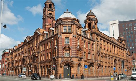 10 Amazing Architectural Wonders In Manchester Uk