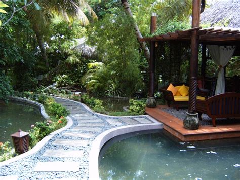 See 51 traveller reviews, 111 candid photos, and great deals for friendly beach, ranked. Small Beautiful Bungalow House Design Ideas: Holiday ...