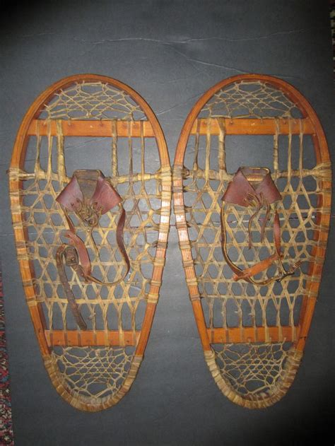Antique Vintage Oak Framed Snowshoes 13x28 Antiques Snow Shoes Wooden
