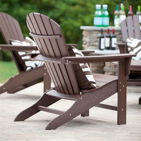 Everybody desires a comfortable chair by the poolside. Trex Outdoor Furniture | Adirondack Chairs