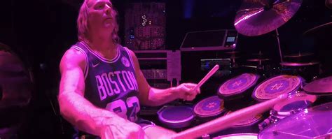 Watch Tools Danny Carey Play Pneuma Live In Boston In Official
