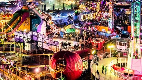 Hull Fair 2021 Crowds Attend One Of Europes Largest Fun Fairs Bbc News