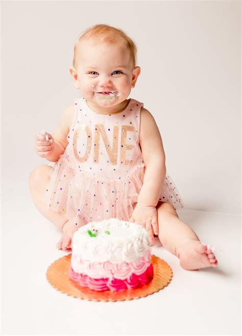 Pin By Keeping Moments Photography On First Birthdaycake Smash First
