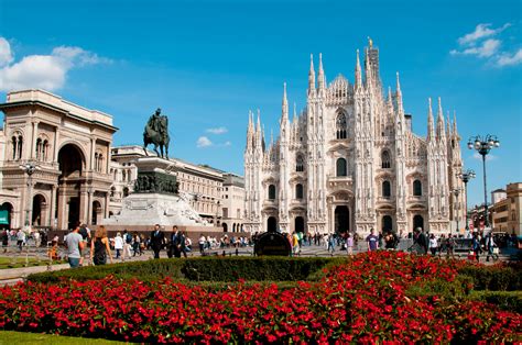 milan cathedral travel guide book tickets and tours italy now
