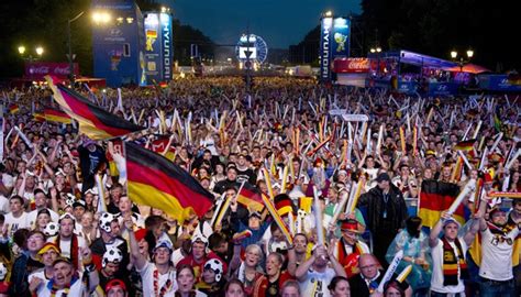 Vidéo disponiblecomposition des équipes disponible. Coupe du monde 2014 : pourquoi l'Allemagne, grande nation du foot, mérite de gagner - le Plus