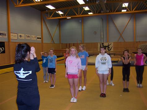 Dancecheermove Spreads Inspiration Through International Cheerleading Camps