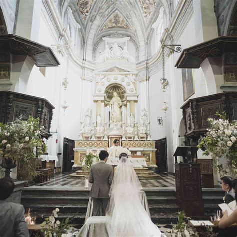 9 Catholic Wedding Traditions You Need To Know