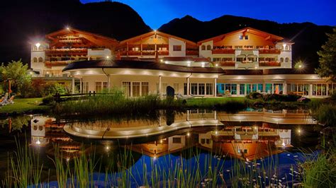 Über 17 günstige hotels in ahrntal kostenlose stornierung bis 18 uhr 24h kulanzservice und telefonische beratung gratis leistungen für hrs gäste. Hotel Gallhaus (Valle Aurina / Ahrntal) • HolidayCheck ...