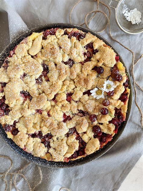 Rezept Stachelbeerkuchen mit Pudding und Streuseln