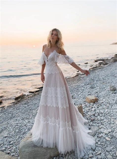 Country Chic Wedding Dress Bohemian Beach Wedding Dress Popular