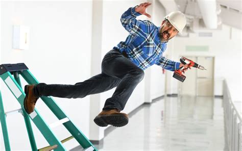 Fall Protection Course Keep Workers Safe With Mainland Safety