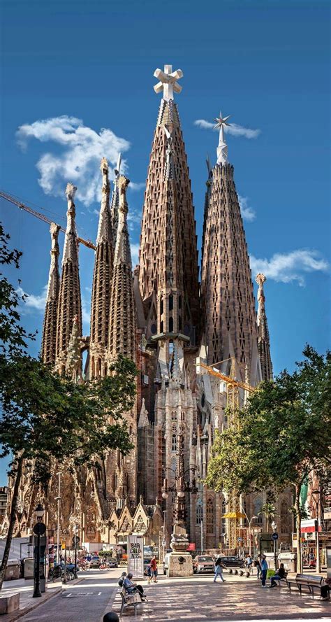 La Sagrada Familia De Gaudí En Barcelona Catalunya Basílica De La